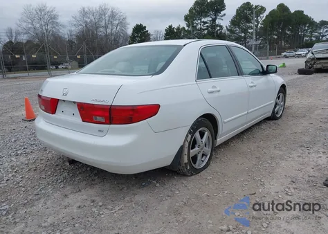 2005 Honda Accord 2.4 Ex из США, поврежденный, VIN 1HGCM56705A078302